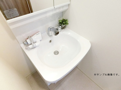 【内装】 | ジアコスモ大阪城南 | 明るい色調の室内です