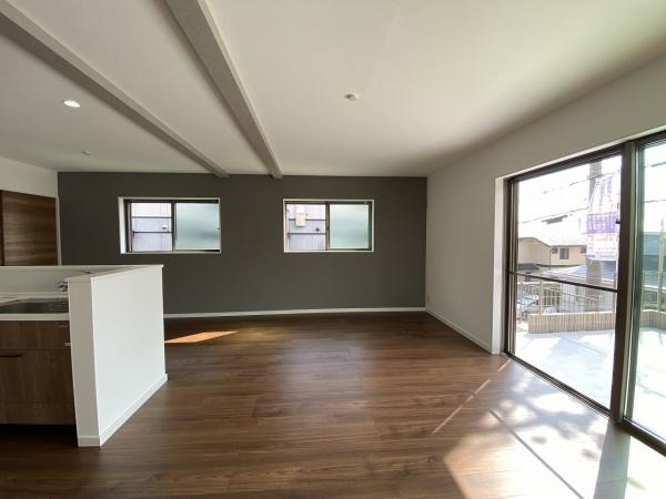 【居間・リビング】 | 須磨区多井畑東町　新築戸建