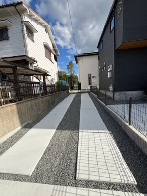 【駐車場】 | 神戸市西区美賀多台4丁目　新築戸建1号地　仲介手数料無料！ | 駐車場があるので、車を買う予定の方も安心です