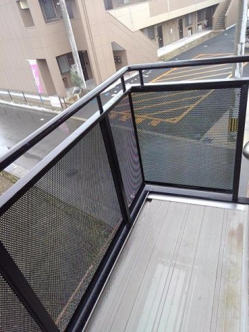 ボンヌ・シャンス二番館のバルコニー|バルコニーがあります