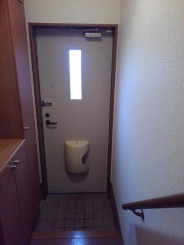 ボンヌ・シャンス二番館の玄関|収納もある玄関です