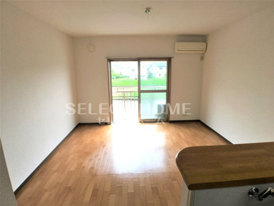 【寝室】 | リバーサイドα | 落ち着いた色調の寝室です