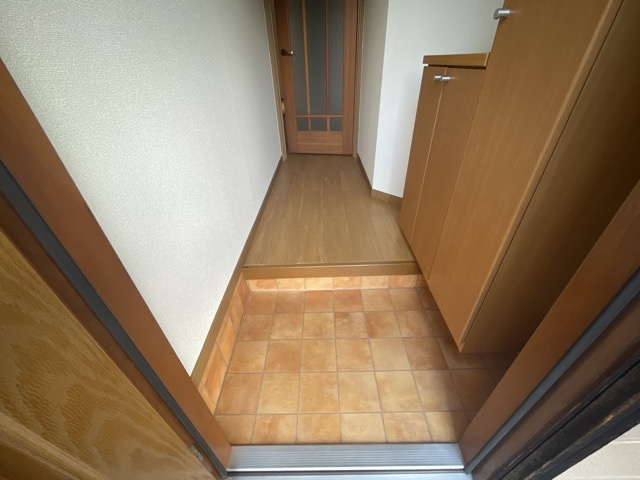 シャトー北新町Ⅱの玄関