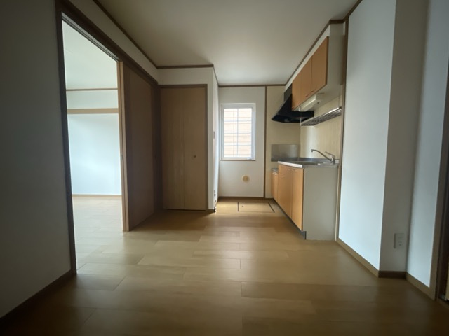 シャトー北新町Ⅱの居間・リビング