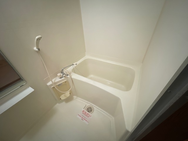 シャトー北新町Ⅱの浴室