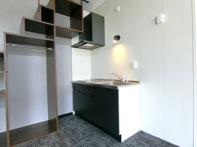 VIAX Bのキッチン