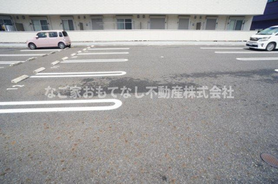 【駐車場】 | トリエタージュ