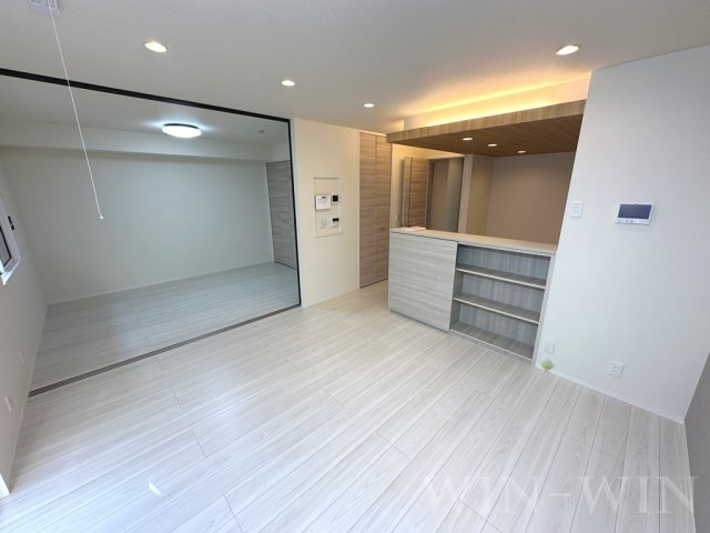 D-square東橋良町の居間・リビング
