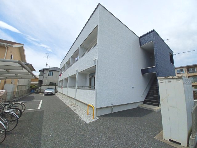 ワイズカーサの外観