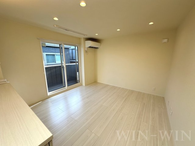 D-square東橋良町の居間・リビング