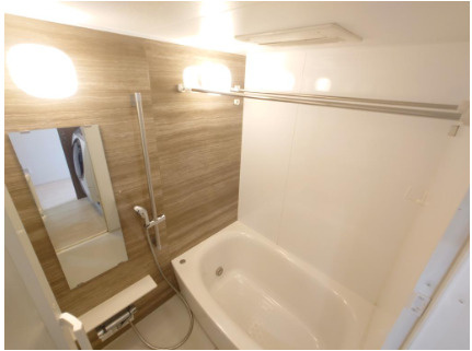 メイツ四条畷駅前の浴室