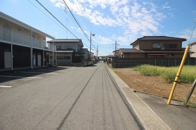 栃木市片柳町2丁目の前面道路含む現地写真|南東側道路（2025年9月撮影）