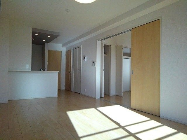 サンベリーの居間・リビング