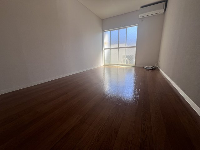 サンテラス池内の居間・リビング