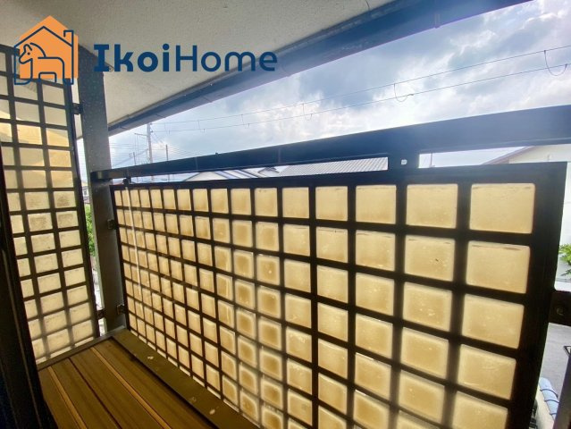 神戸市西区糀台　中古テラスハウスのその他|●年中無休：当日予約可●　花台がありますので、お花を飾ってみるのも楽しいですね。