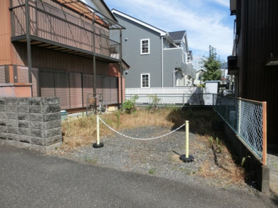 【前面道路含む現地写真】 | 川越市的場1389　４５坪売地