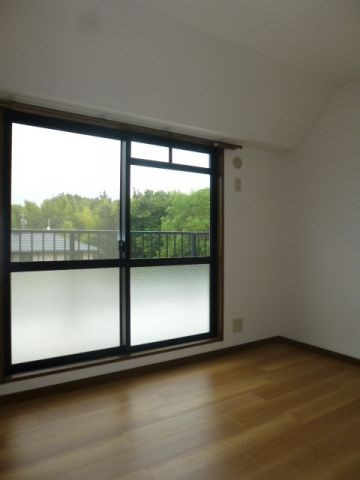 ウイング９５の居間・リビング