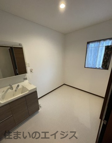 氷川町宮原　中古戸建の脱衣所