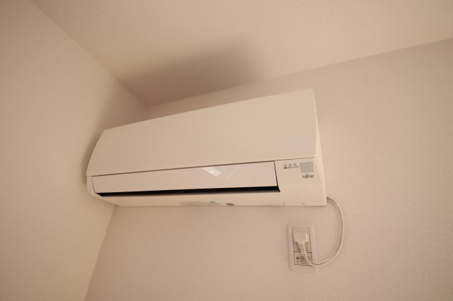 【設備】 | プチ アングル | エアコン