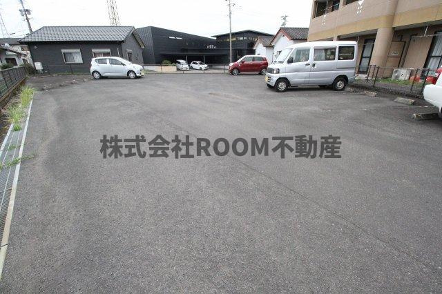 プランドールソフィアの駐車場|駐車場です