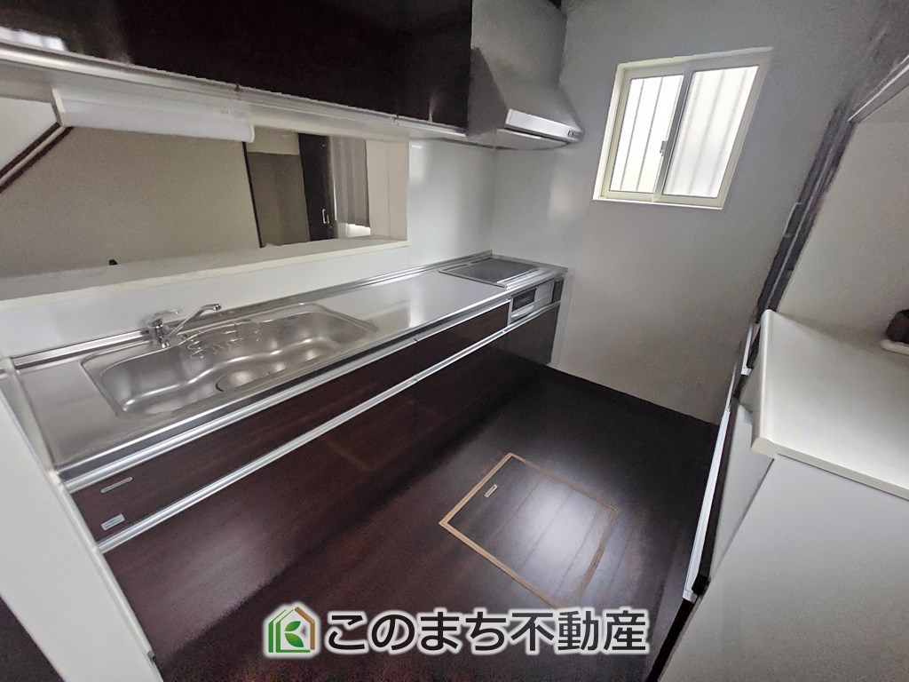 宇都宮市宝木本町　中古戸建のキッチン|人気の対面式キッチン☆料理をしながらご家族とコミュニケーションが取れます♪