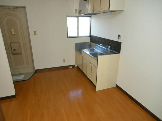 ネオコート狭山の居間・リビング