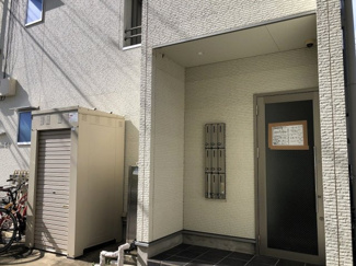 【エントランス】