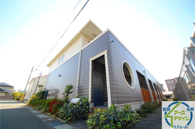 アジロガーデンの外観|おしゃれな外観です
