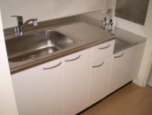 【キッチン】 | エリタージュ B棟 | キッチンでお料理をお楽しみください