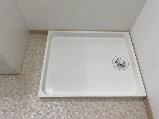 ライオンズマンション藤ヶ丘ガーデンのランドリースペース|防水パン付き洗濯機置場