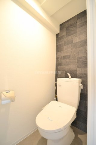 広島市中区白島中町の賃貸マンションのトイレ