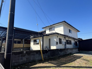 【外観】 | お隣は更地になっておりますので圧迫感もございません。