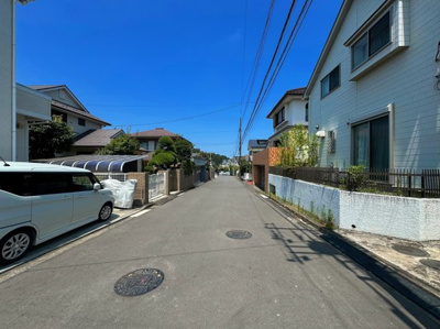 【前面道路含む現地写真】 | ♦♢霧が丘5丁目　新築戸建て♦♢ | ◆土・日・祝日は、当社スタッフによる現地案内会を実施しております。もちろん平日のご案内も可能です。お気軽にご相談ください！！
