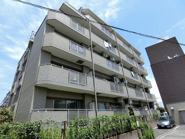 グランシャトーカワシマの外観