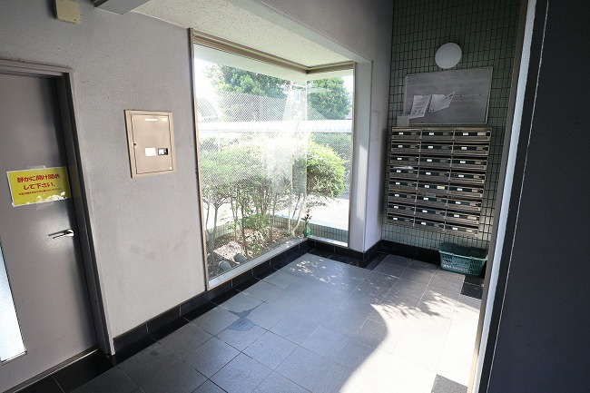 シャトー美堀台のロビー