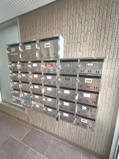 【その他共用部分】 | 共用部にメールボックスがあります(^^)/