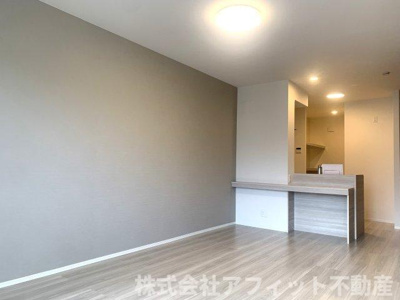 【居間・リビング】 | シャルマン本庄 | LDK12.9帖