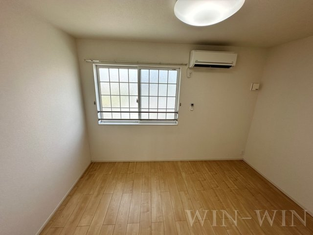 クラリス Bの寝室