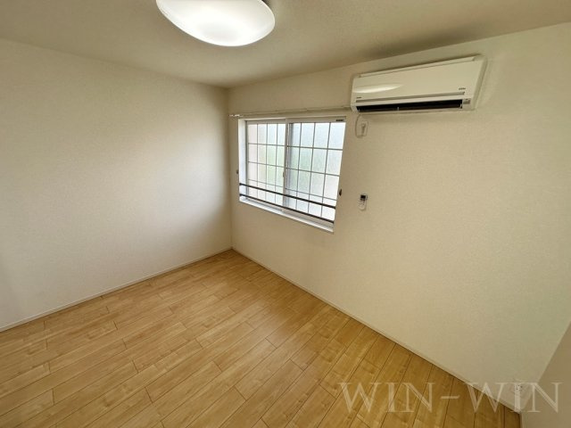 クラリス Bの寝室