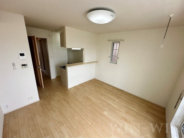 クラリス Bの居間・リビング