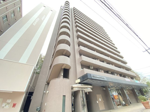 INSURANCE BLDG.XⅠXの外観