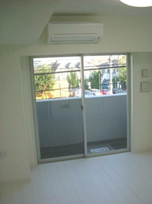 メインステージ府中中河原駅前の居間・リビング