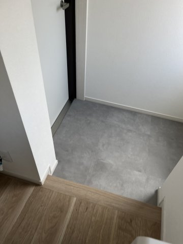 千歳ハイムの玄関
