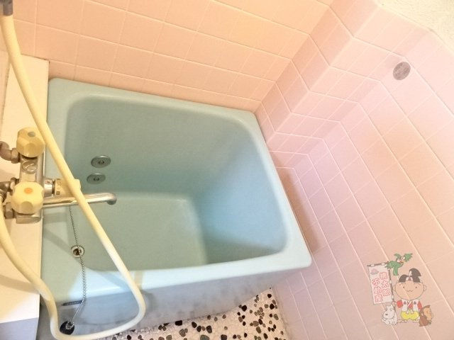 アイヨコヤマの浴室