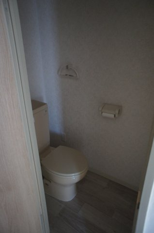 シャトレ北川のトイレ