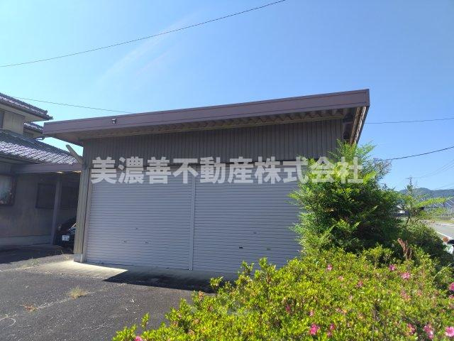 ６３３３４　山県市小倉中古戸建ての外観