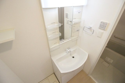 【独立洗面台】 | クローバー・グランデ昭和町 | 独立洗面台