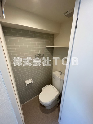 【トイレ】 | ハーモニーテラス上高井戸Ⅳ | 暖房便座付き温水シャワートイレ※同物件別号室参考写真※