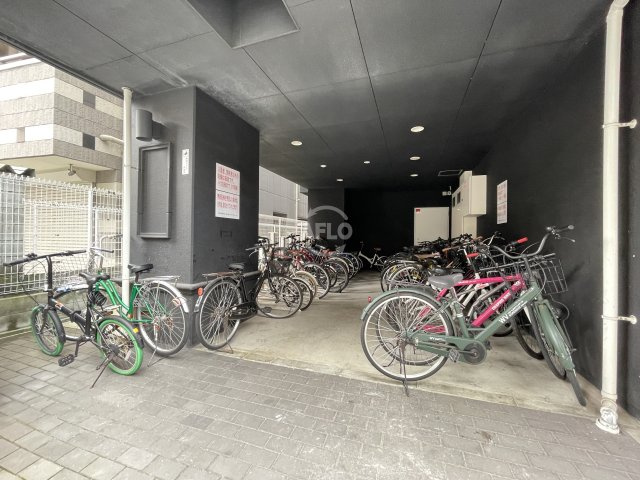 ゼウスニューヨーク5番街のその他共用部分|ブルグリンコート難波南　駐輪場