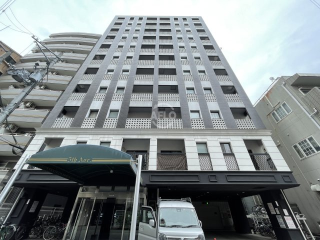 ゼウスニューヨーク5番街のエントランス|ブルグリンコート難波南　エントランス